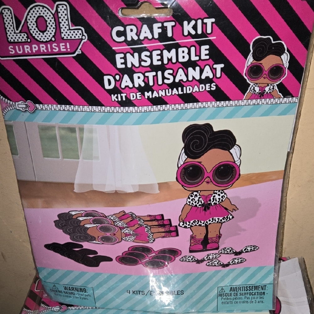 L.O.L Suprise Craft Kit Ensemble.